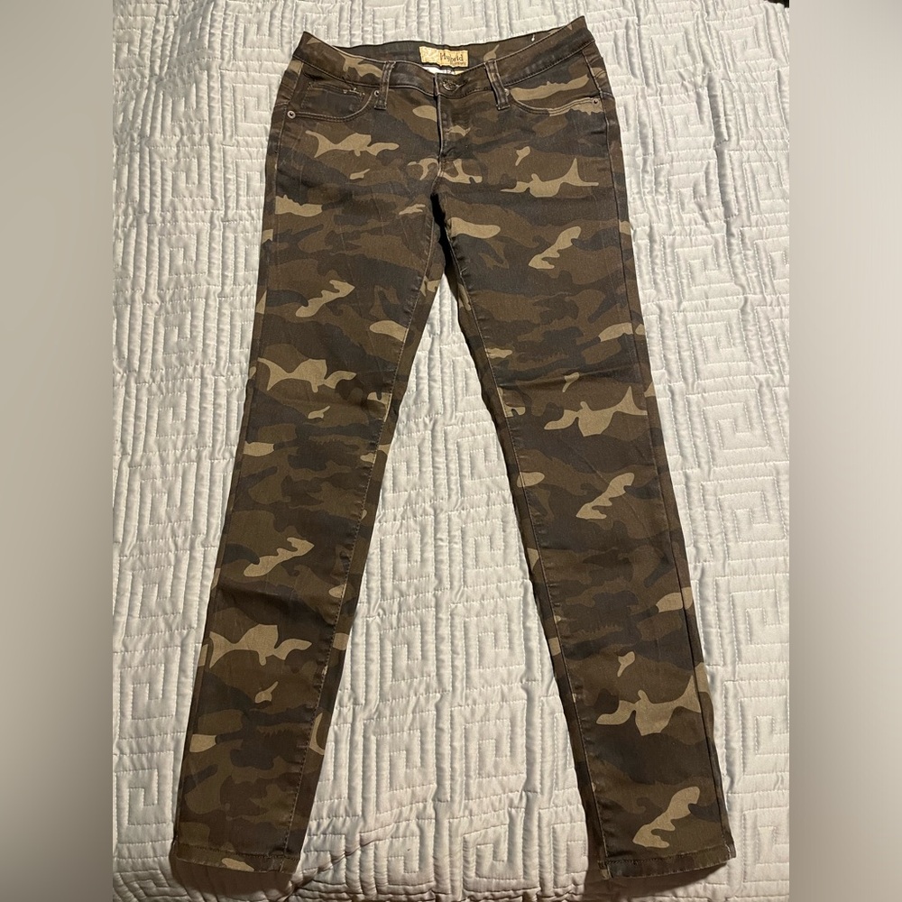 Camouflage Denim Skinny Jean Pant - Trendy and Casual!